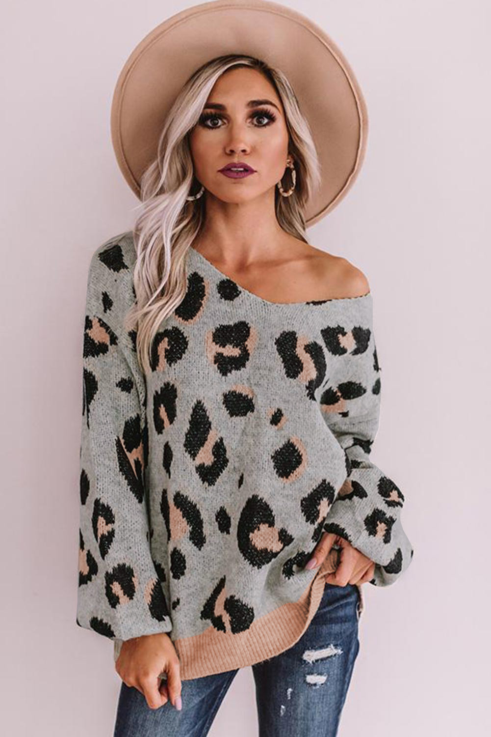 v neck leopard sweater